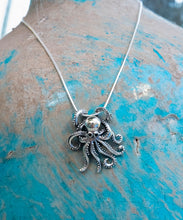 Cargar imagen en el visor de la galería, Tellaro Necklace