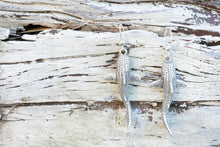 Cargar imagen en el visor de la galería, Gentle Giant Hook Earrings