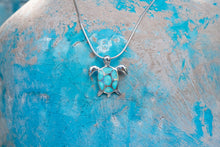 Cargar imagen en el visor de la galería, Turtle Pendant