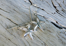 Cargar imagen en el visor de la galería, Starfish Earrings