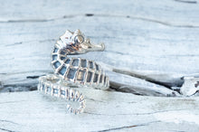 Cargar imagen en el visor de la galería, Seahorse Ring