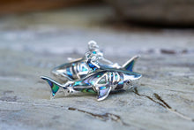 Charger l'image dans la galerie, Shark Hook Earrings