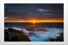Charger l&#39;image dans la galerie, Sunrise Over Sea
