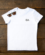将图片加载到图库查看器，Salty Veins Tee

