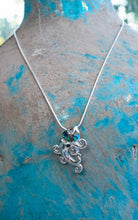 将图片加载到图库查看器，Octo Necklace
